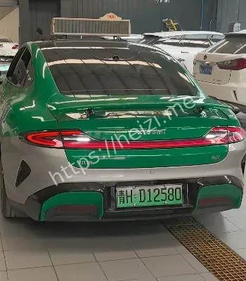 全国第一辆小米SU7出租车